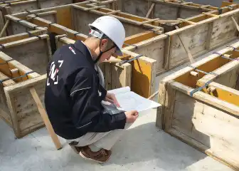 基礎立上り型枠