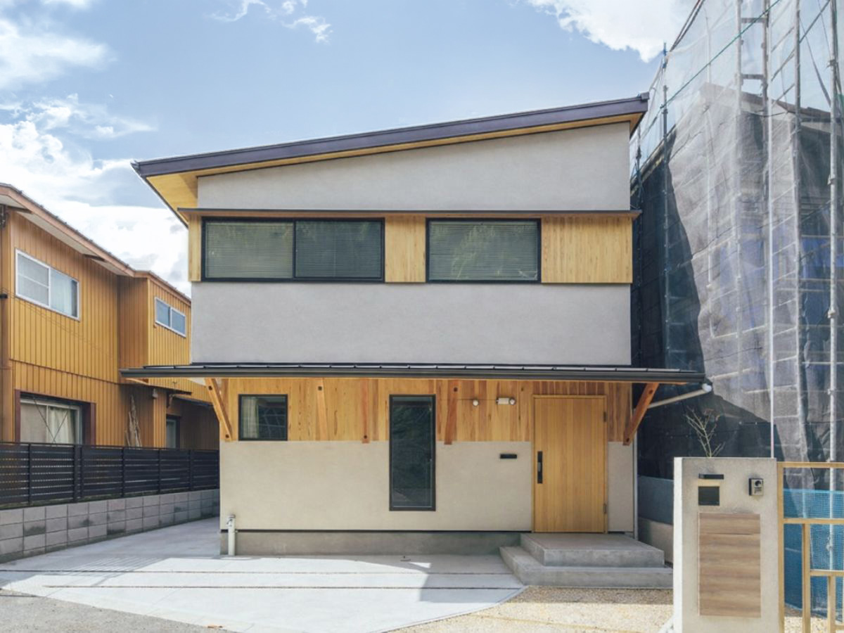 施工事例更新しました！『木と光に包まれた心地いい和モダンハウス』